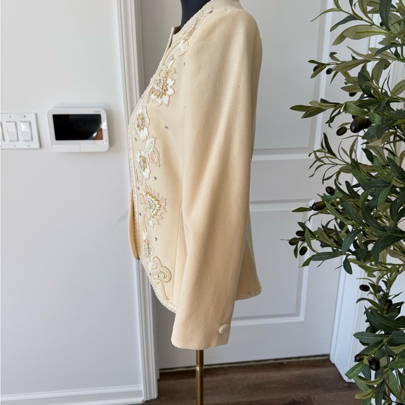 Nolan Miller Cream Floral Embroidered Blazer - Picture 5 of 9